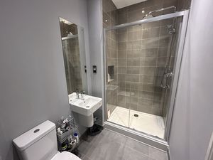 Photo 16- click for photo gallery